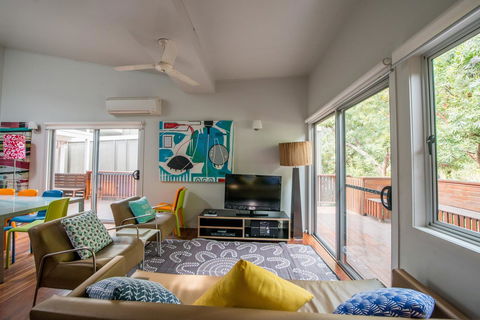 Allure Stradbroke Resort - Broome Tourism 0