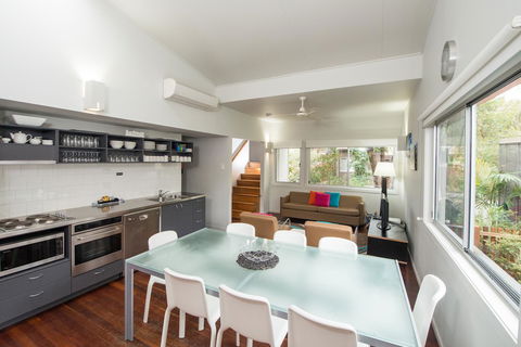 Allure Stradbroke Resort - Broome Tourism 44