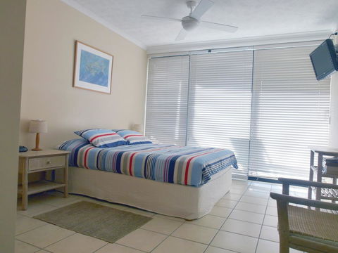 Cylinder Cove 1 - Broome Tourism 5