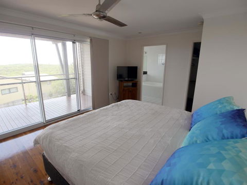 Blue Water Views 1 - Broome Tourism 3