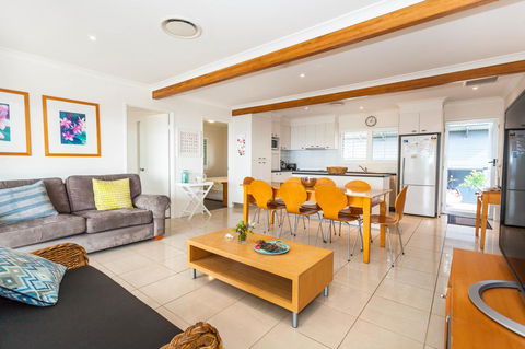 Seychelles Up - Broome Tourism 15