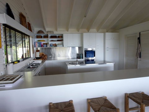 Annie's White House - Broome Tourism 13
