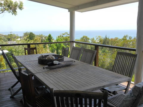 Annie's White House - Broome Tourism 2