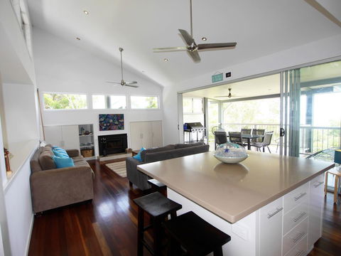 Sandbar - Broome Tourism 1