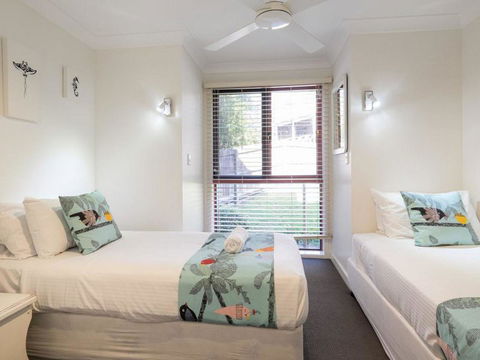 First Point Down By Discover Stradbroke - Broome Tourism 4