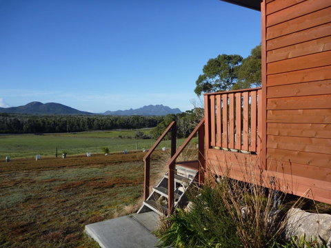 Yakkalla Holiday Cottage - Broome Tourism 0
