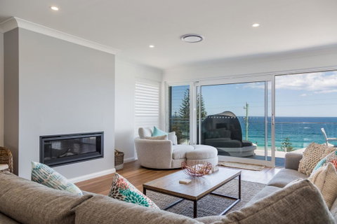 'Salt & Light' Mollymook - Broome Tourism 3
