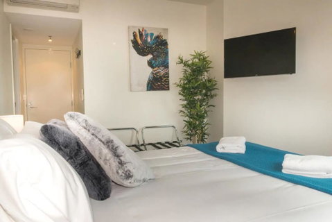 1 Bedroom Studio Apartment Near Eagle Street - Broome Tourism 0