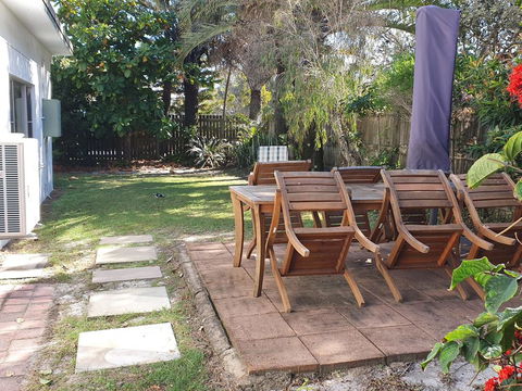 1 Spectrum Street, Rainbow Beach- Close To Shops And Main Beach - Broome Tourism 3