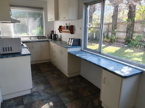 1 Spectrum Street, Rainbow Beach- Close To Shops And Main Beach - Broome Tourism 0