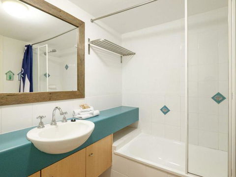 13 Pt Lookout Beach Resort - Broome Tourism 1