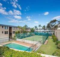 14 'THE DUNES' 38 MARINE DR - LARGE UNIT WITH POOL TENNIS COURT AND DIRECTLY ACROSS FROM FINGAL - Broome Tourism