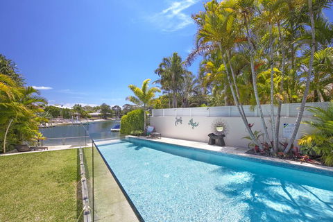 15 Ravenwood - Broome Tourism 1