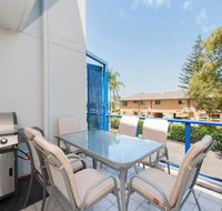 2 Cirrus - Broome Tourism