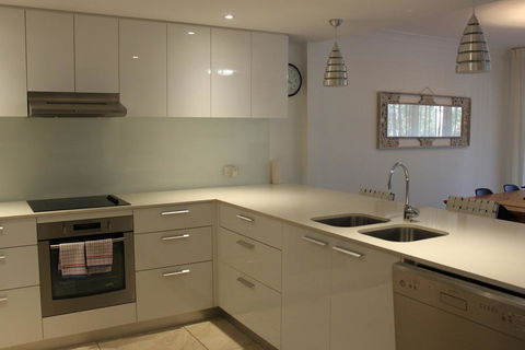 2/18-20 Kipling Street, Byron - Eastpoint - Broome Tourism 2