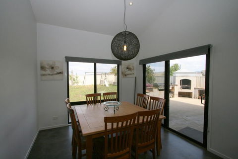 26 Twynam Street - Broome Tourism 3