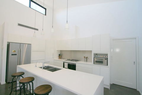 26 Twynam Street - Broome Tourism 1