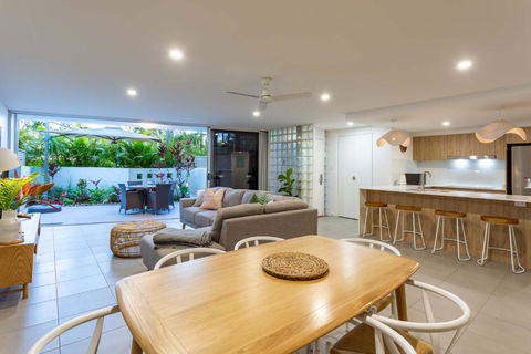 BEACHFRONT BLISS POSITIONED PERFECTLY IN COTTON TREE - Broome Tourism 4