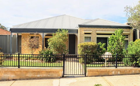 Bj Comfy Home - Broome Tourism 0