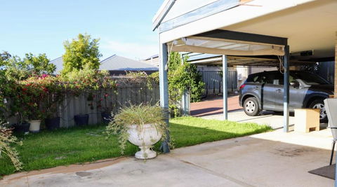 Bj Comfy Home - Broome Tourism 1