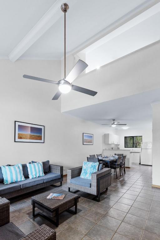 Cable Beach Apartments