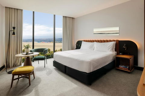 Crowne Plaza Adelaide Mawson Lakes, An IHG Hotel - Broome Tourism 1