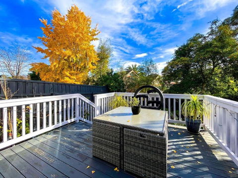Delux Camberwell Sunny Townhouse - Broome Tourism 0