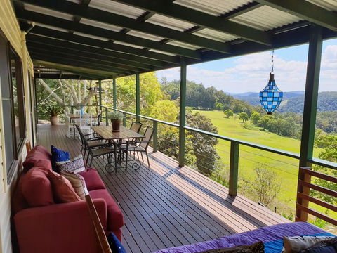 305 Montville - Broome Tourism 0