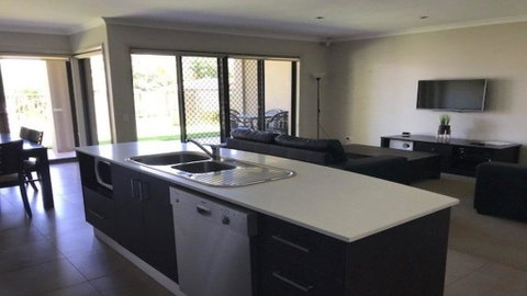 39A Cypress Drive - Mulwala - Broome Tourism 3