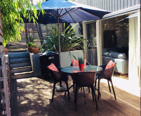 41 Grunters Accommodation - Broome Tourism 0