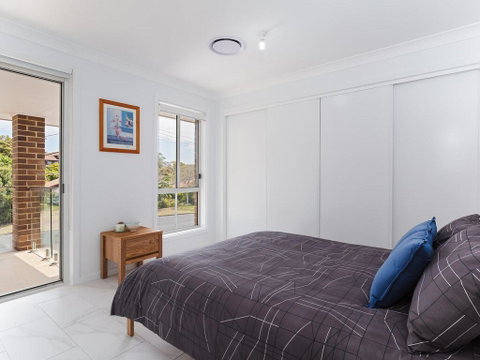 5 Bent Street - Huge House With Foxtel & Aircon - Broome Tourism 3