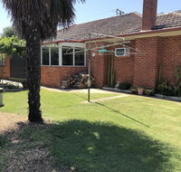 725 Myrtleford-Yackandandah Road - Broome Tourism
