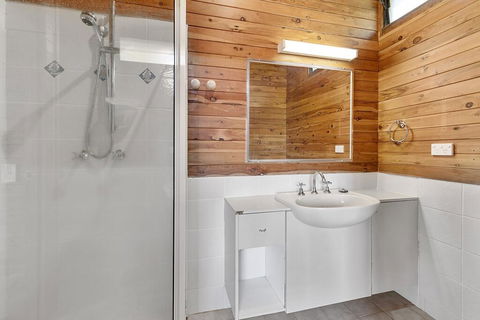 8 Yarrong Road - Broome Tourism 3