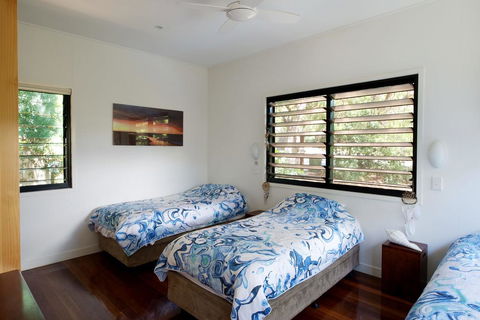 91 Tramican - Aquamarine - Broome Tourism 1