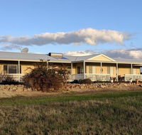 A Better Life Animal Sanctuary FarmStay - Private Two-Bedrooms Lounge Room  Bathroom  Toilet Shared Kitchen - Broome Tourism