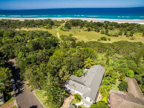 A PERFECT STAY - Baby Blue - Broome Tourism 1
