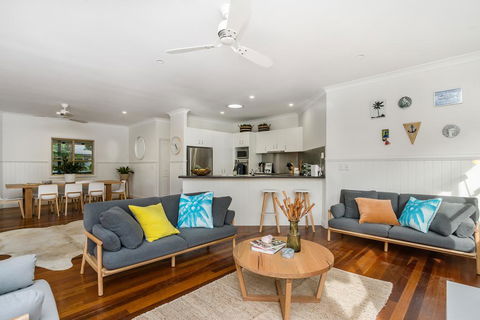 A PERFECT STAY - Barefoot Lane - Beach House - Broome Tourism 0