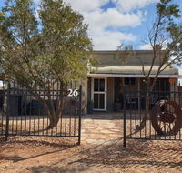 A real bush retreat. Kangas Emus  Starry Skies. - Broome Tourism