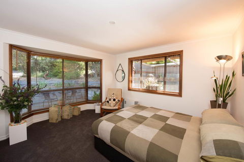 A Suite Spot In The Hills - Broome Tourism 0