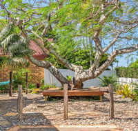 A SWEET ESCAPE - Byron Surf Cottage - walk to Byron - Broome Tourism