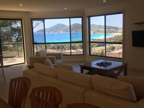 A Vista, Townhouse 1 - Broome Tourism 0
