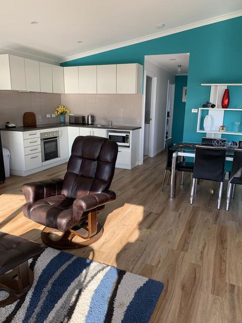 A1ViewBicheno Appartment - Broome Tourism 0