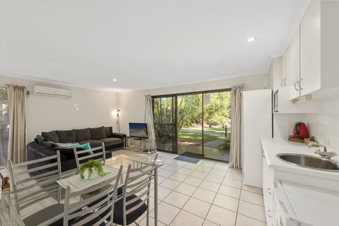 Aanuka Tropical Spa Bure - Broome Tourism 0