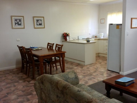 About Town Cottages - Broome Tourism 2