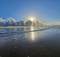 ABSOLUTE BEACH FRONT MACKAY - Comfort Resort Blue Pacific - Broome Tourism