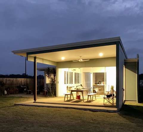 Absolute Beachfront & Secluded New Home - Broome Tourism 1
