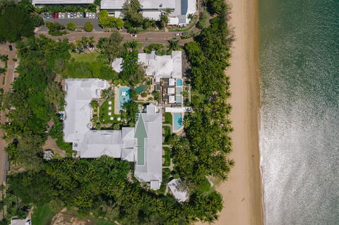 Absolute Beachfront Apt. With Private Pool In Alamanda Beachfront Resort (48) - Broome Tourism 1