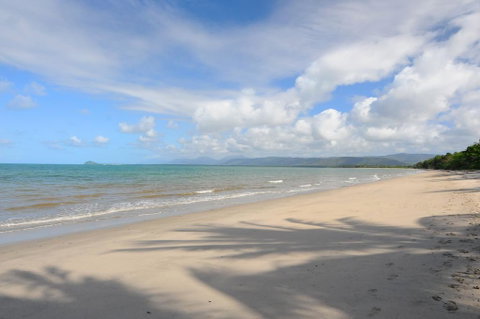 ABSOLUTE BEACHFRONT BLISS @ NEWELL BEACH - Broome Tourism 1