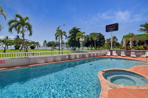 Acacia Court Hotel - Broome Tourism 1