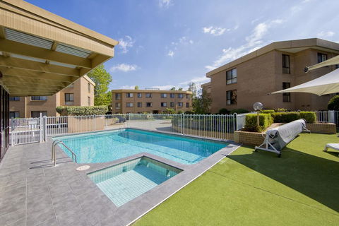 Accommodate Canberra - Kingston Court - Broome Tourism 1